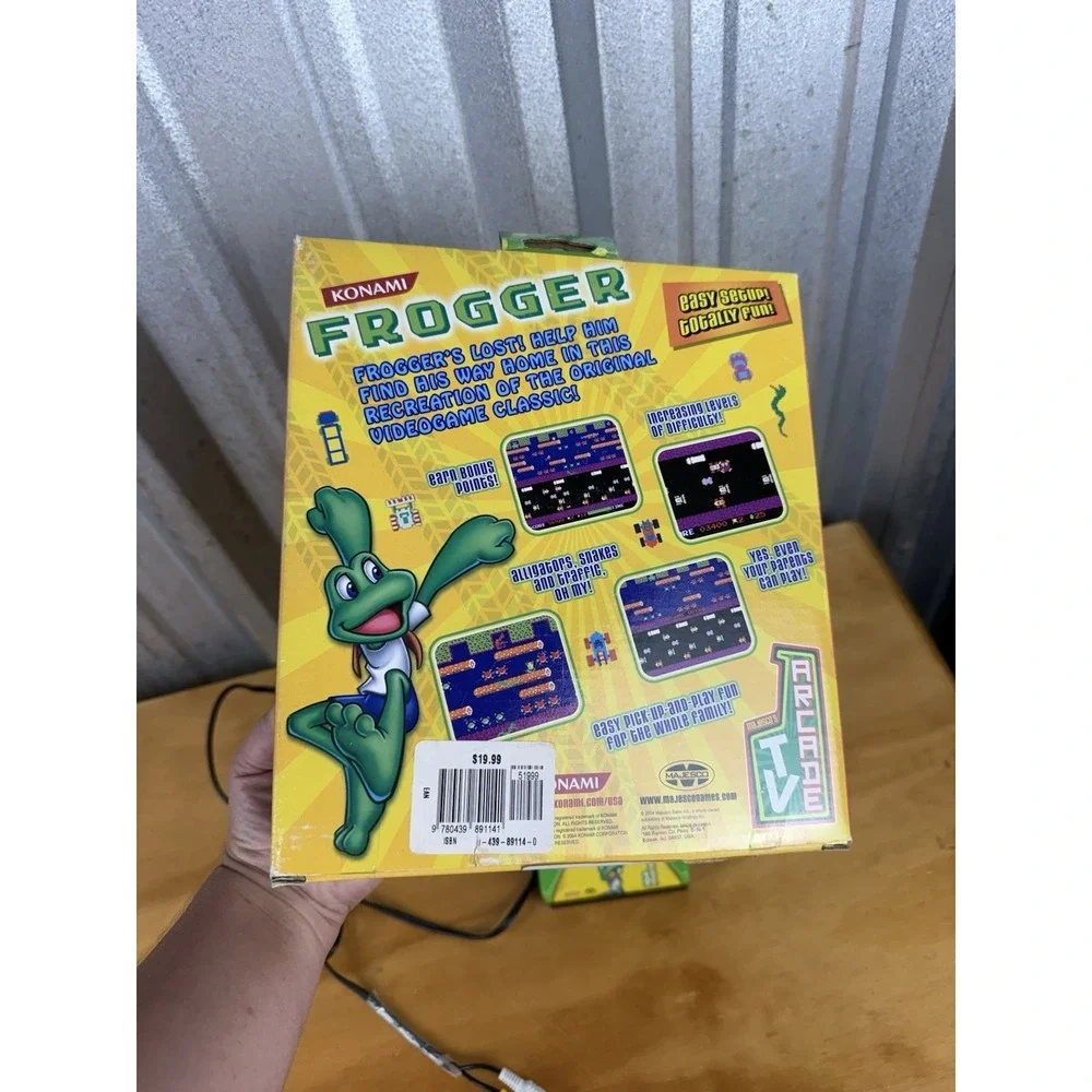 Frogger TV Arcade Plug & Play Retro Game Joystick Open Box Tested 2004 Konami